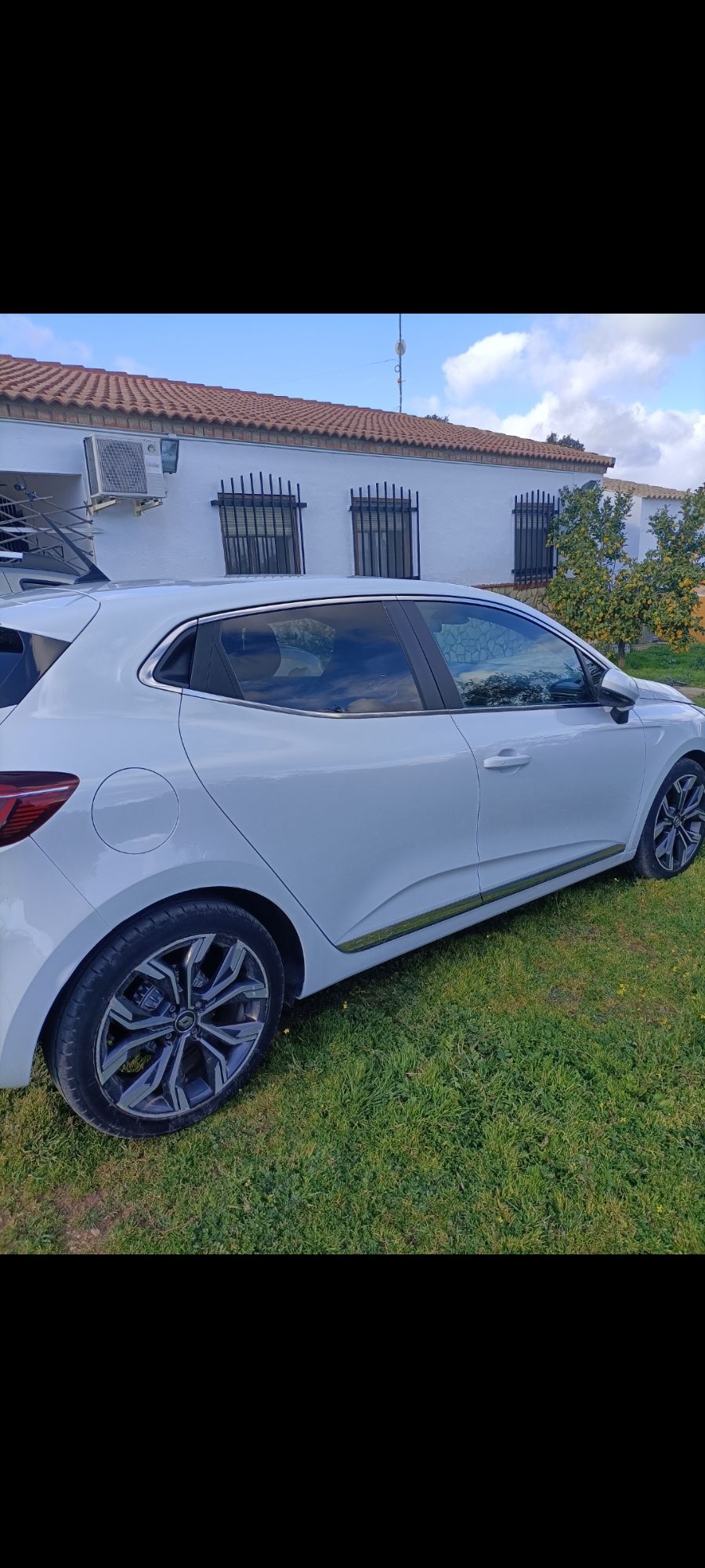 Foto del RENAULT Clio TCe Zen 74kW