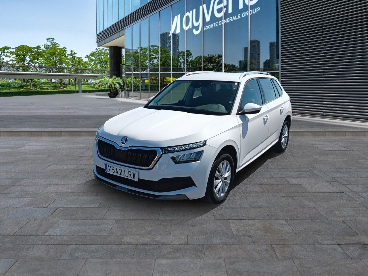 SKODA Kamiq (1.0 TSI Ambition DSG 81 kW (110 CV)) en Madrid
