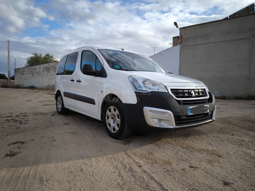 Foto del PEUGEOT Partner Tepee 1.6BlueHDI Access 75