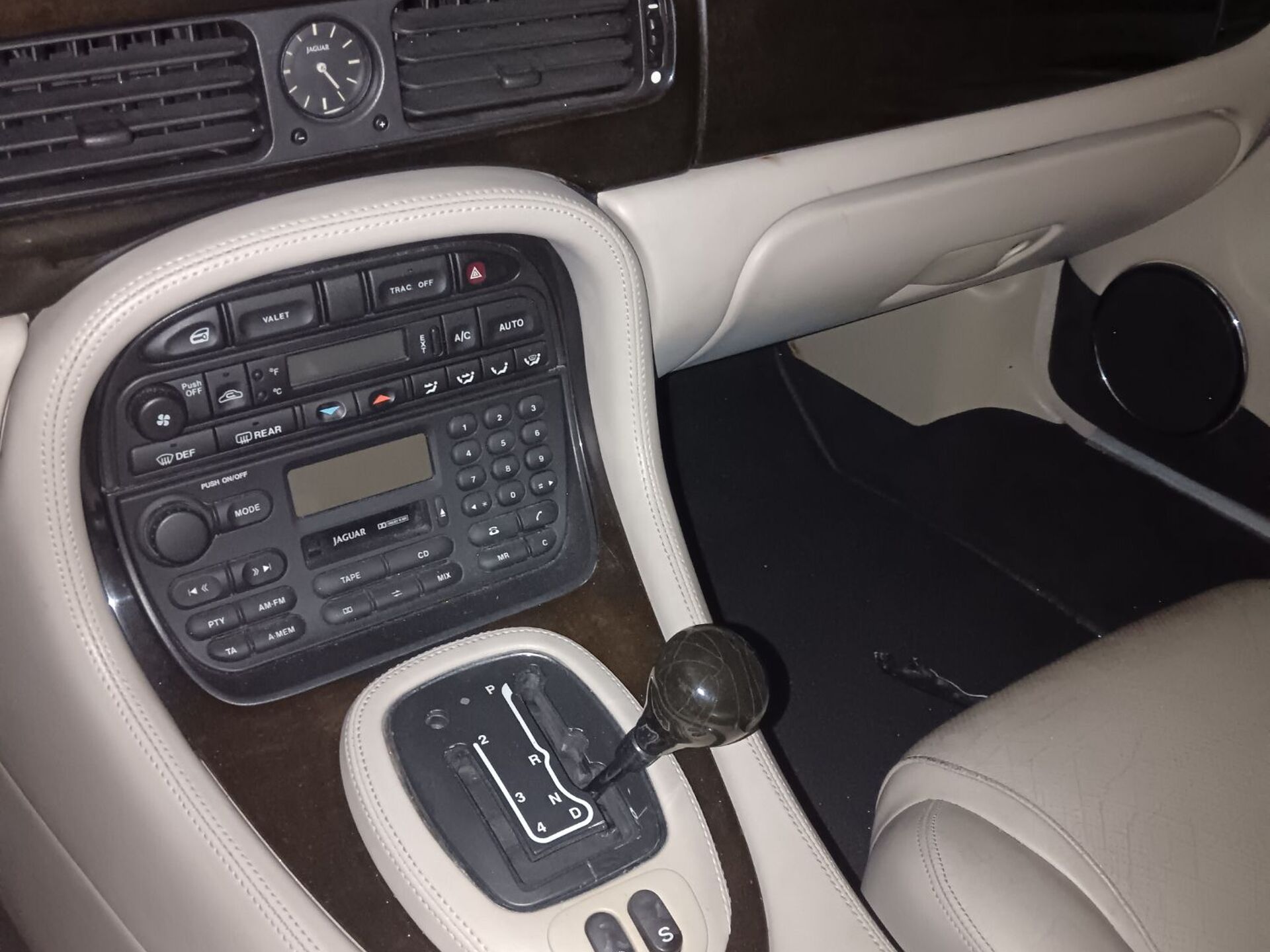 Imagen 2 de JAGUAR XJR