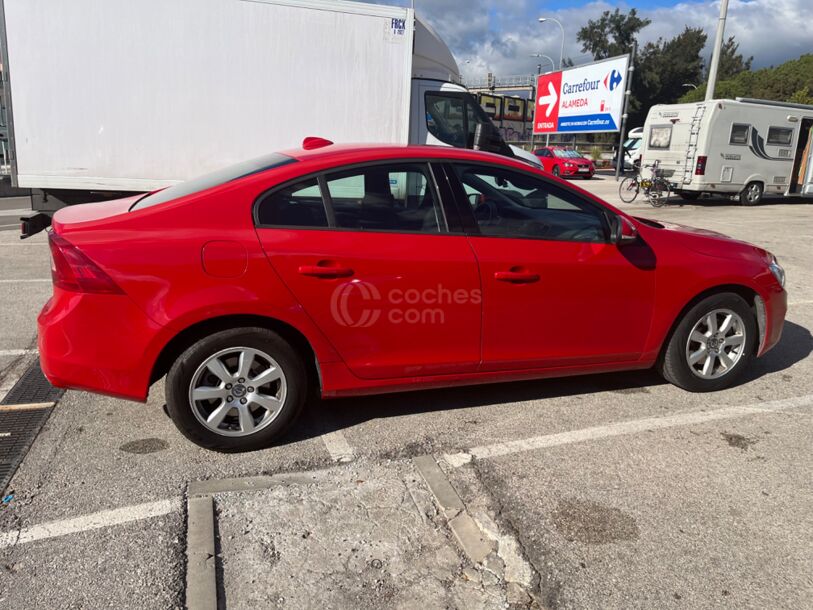 Foto del VOLVO S60 D2 R-Design Kinetic
