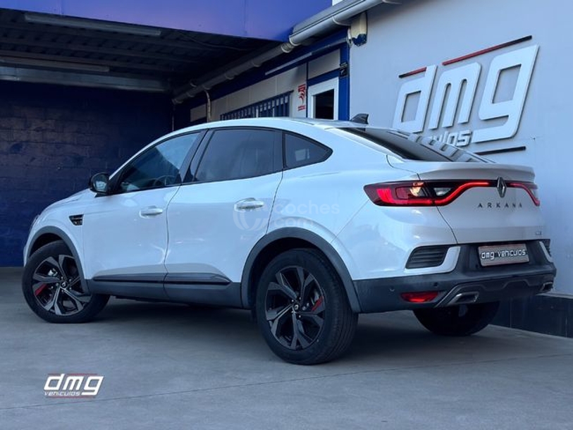 Foto del RENAULT Arkana 1.6 E-Tech Zen 105kW