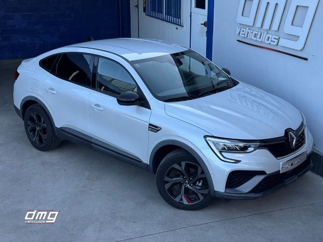 Foto del RENAULT Arkana 1.6 E-Tech Zen 105kW