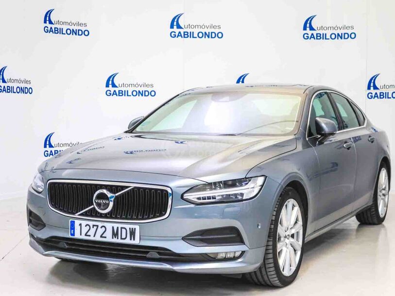 Foto del VOLVO S90 D3 Momentum Aut. 150