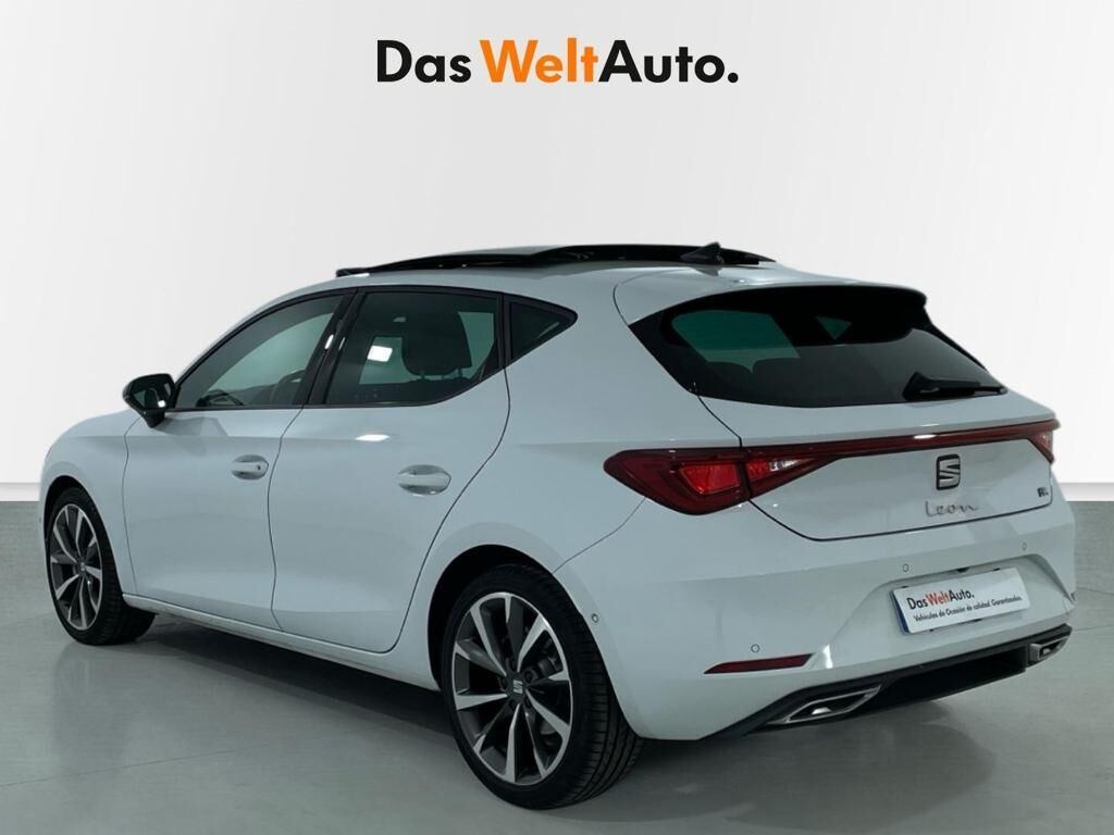 Foto del SEAT León 1.5 eTSI S&S FR DSG-7 150