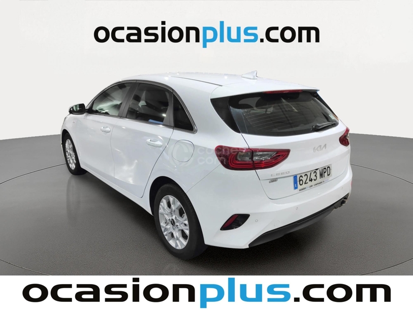 Foto del KIA Ceed 1.0 MHEV Eco-Dynamics Drive DCT 120