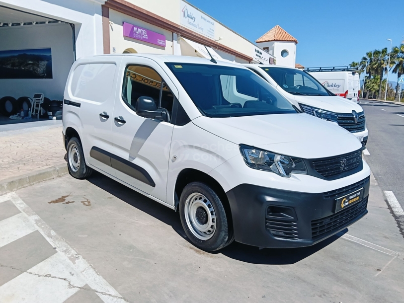 Foto del PEUGEOT Partner 1.5BlueHDI S&S Pro Standard 600kg 100