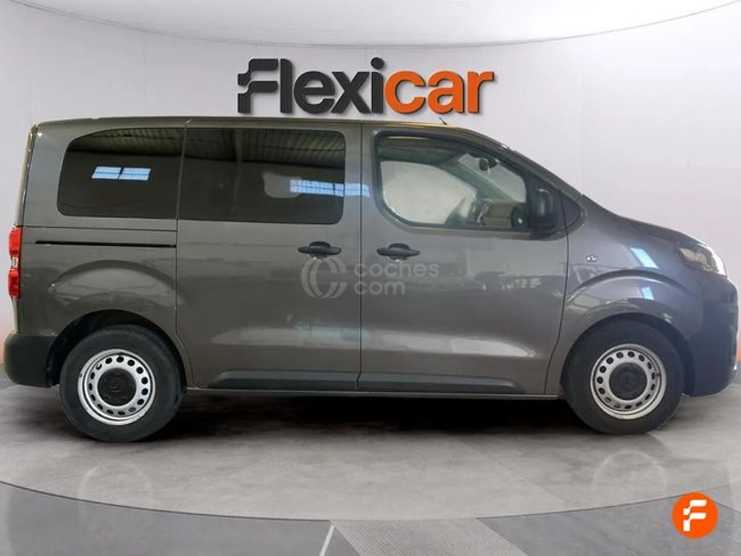 Foto del CITROEN Jumpy Combi BlueHDI Talla XS Confort 115 S&S