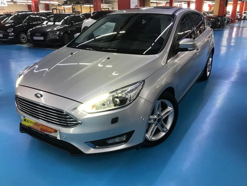 Foto del FORD Focus 1.0 Ecoboost Auto-S&S Titanium 125