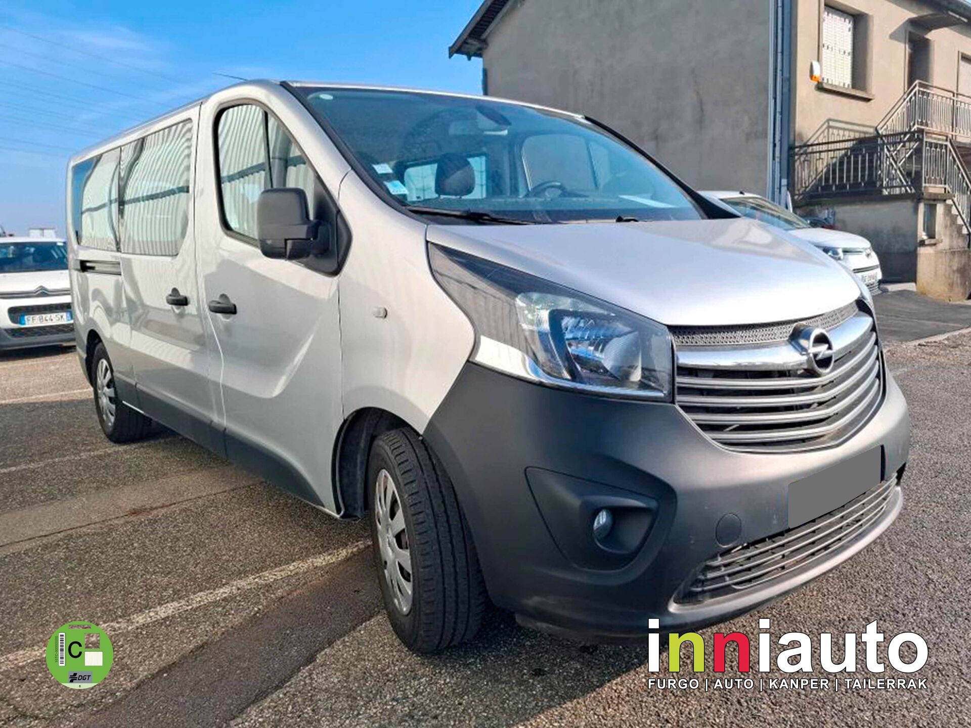Foto del OPEL Vivaro Combi 9 1.6CDTi Biturbo S-S 29 L2 125