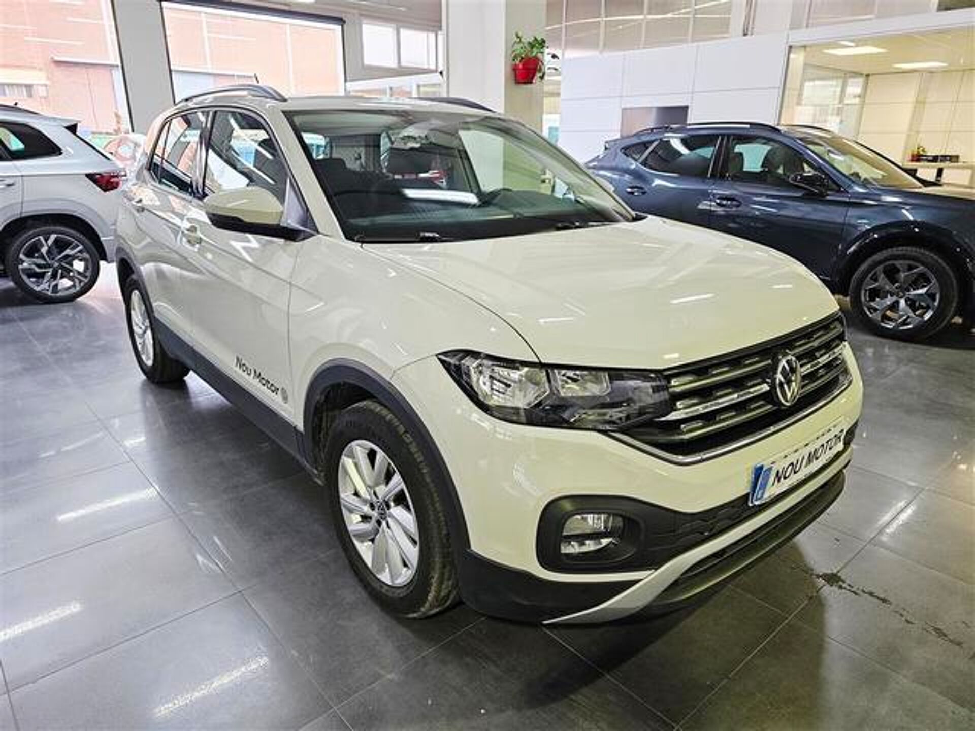 Imagen 2 de VOLKSWAGEN T-Cross