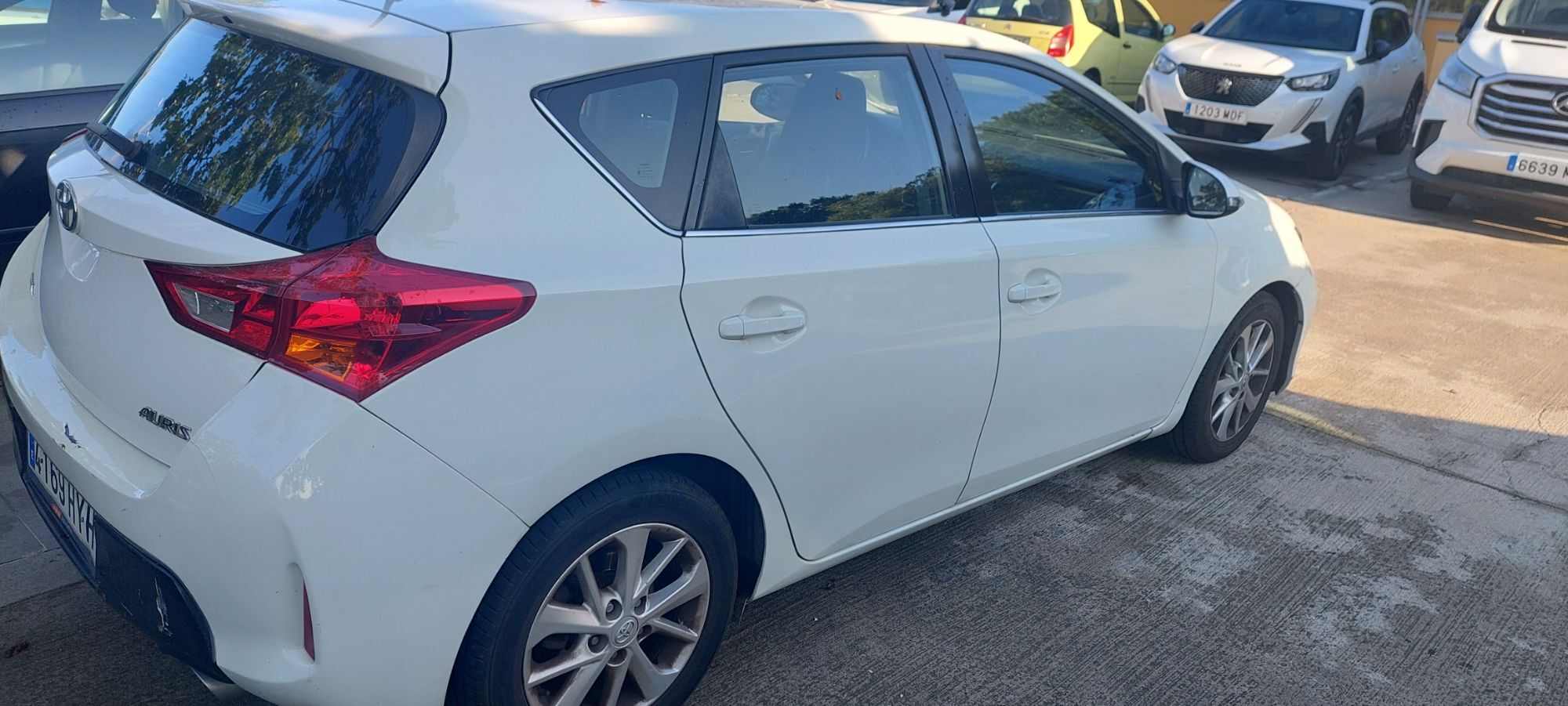 Foto del TOYOTA Auris 120D Active