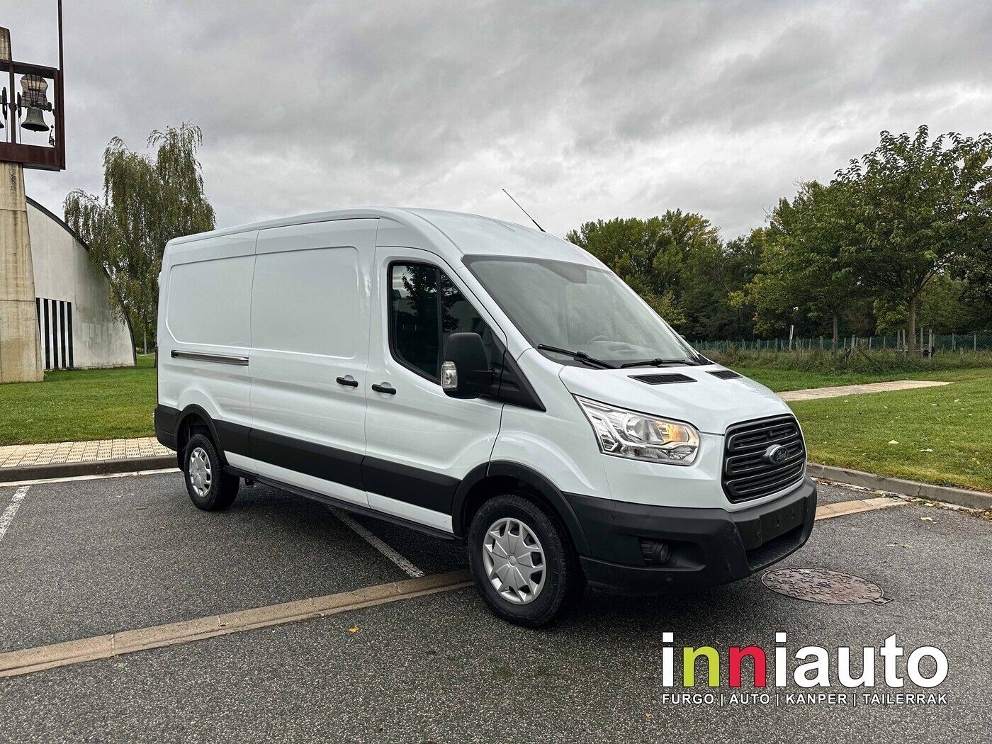 FORD Transit (310 96kW L3H2 Van Trend Delantera) en Navarra