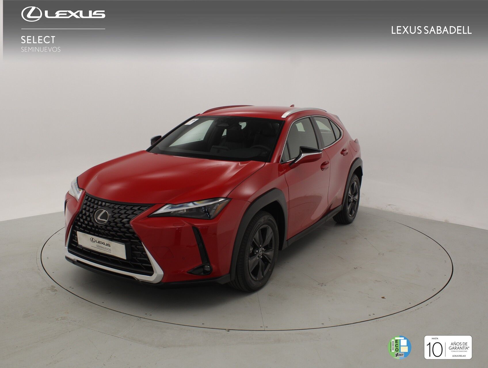 LEXUS UX (300H PLUS 2.0 HYBRID 199 CV AUTO 5P) en Barcelona