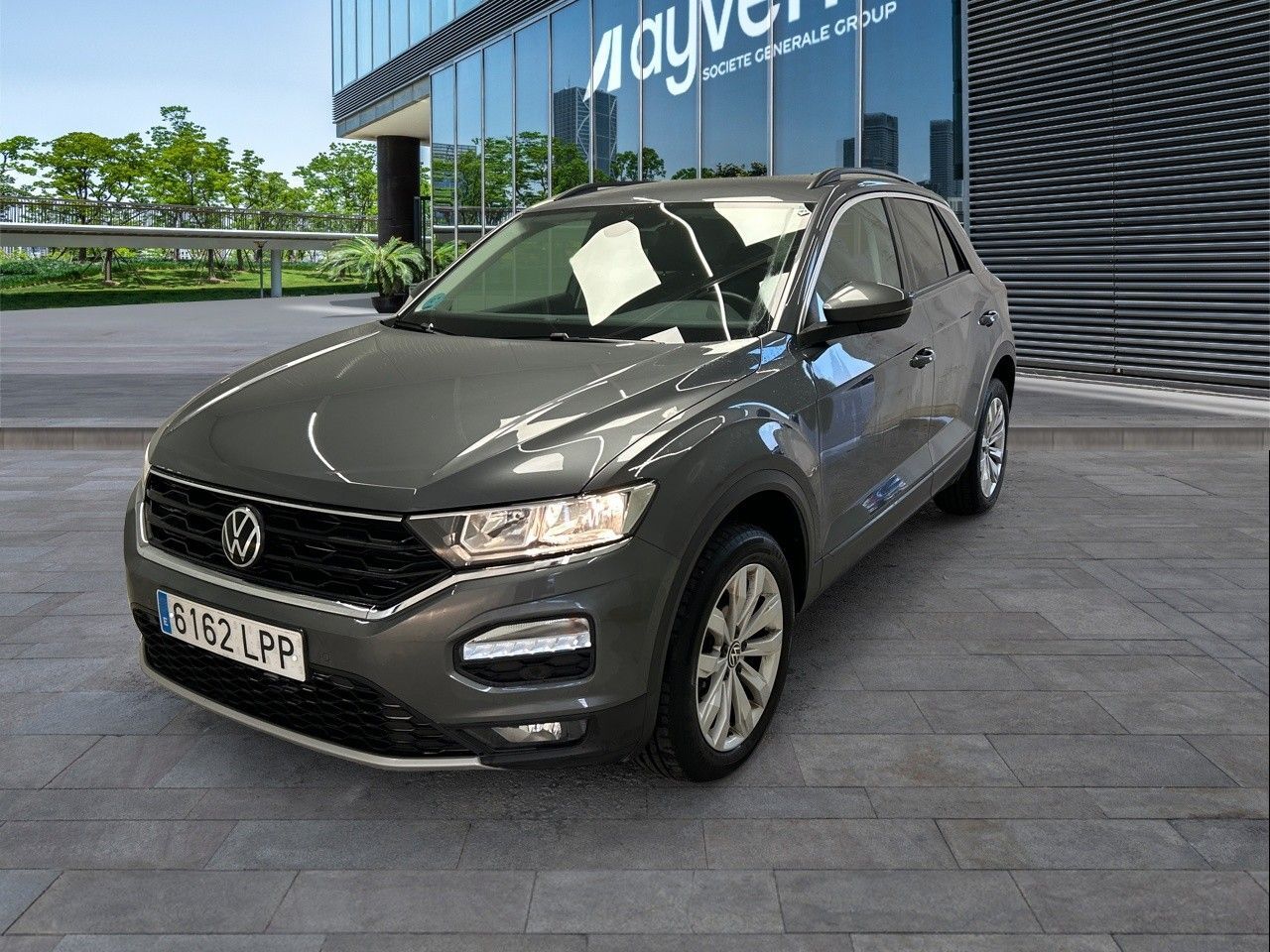 VOLKSWAGEN T-Roc (Advance 1.5 TSI 110 kW (150 CV) DSG) en Madrid