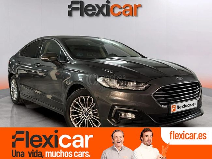 Foto del FORD Mondeo Sedán 2.0 HEV Titanium