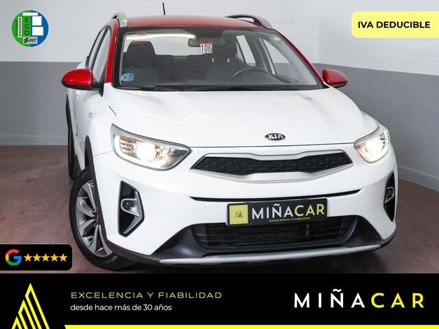 KIA Stonic (1.0 T-GDi MHEV iMT Concept 74 kW (100 CV)) en Málaga