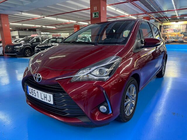 TOYOTA Yaris (1.5 Feel 82 kW (111 CV)) en Barcelona