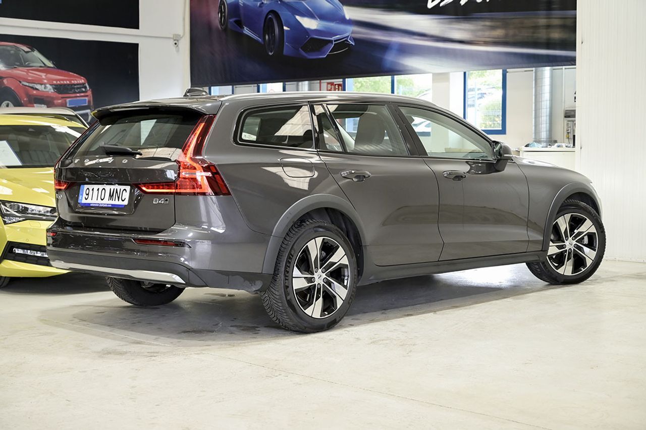 Foto del VOLVO V60 B4 Core Aut.