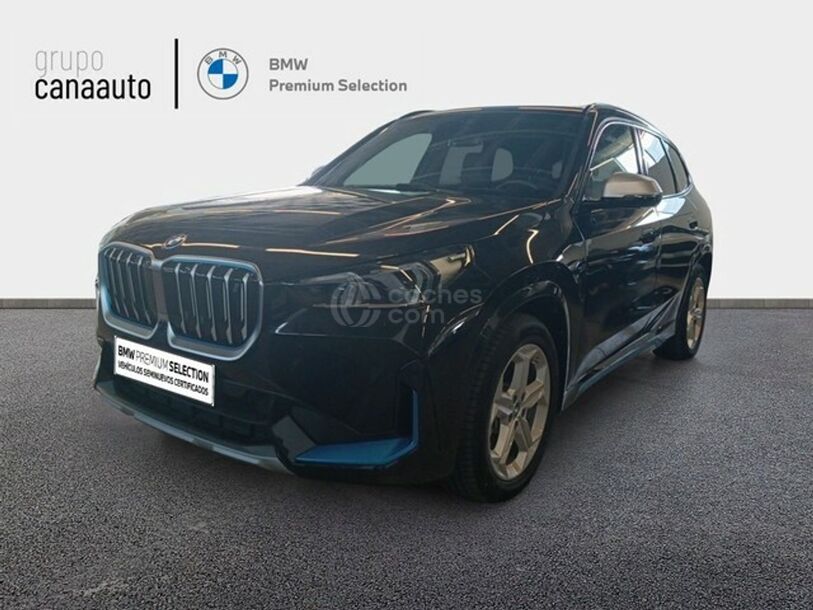 Foto del BMW iX xDrive 40