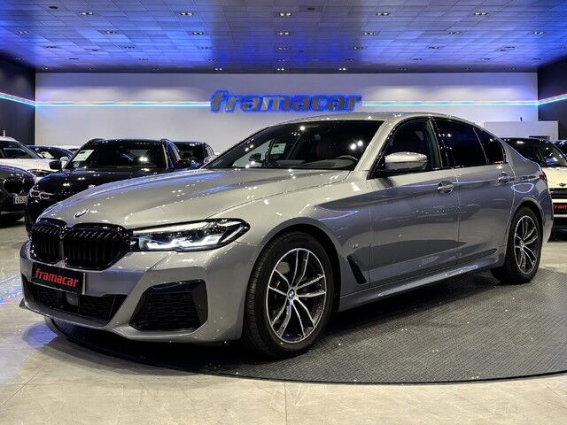 BMW Serie 5 (520d xDrive 140 kW (190 CV)) en Granada