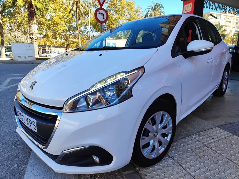 Foto del PEUGEOT 208 1.2 PureTech S&S Active 82