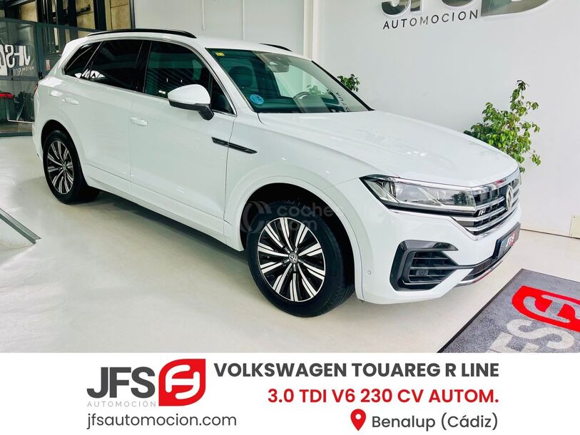 Foto del VOLKSWAGEN Touareg 3.0TDI V6 R-Line Tiptronic 4Motion 170kW