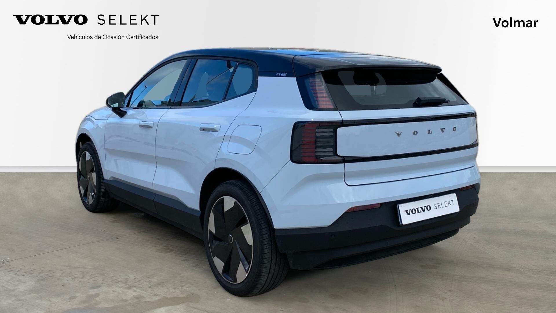 Foto del VOLVO EX30 Single Extended Range Plus RWD
