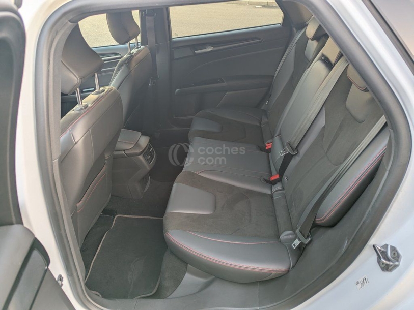 Foto del FORD Mondeo Sportbreak 2.0 HEV ST-Line