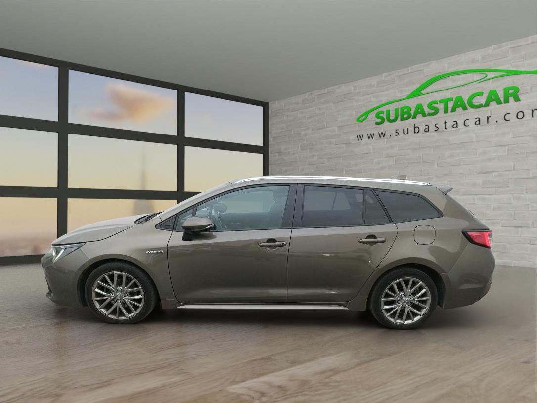 TOYOTA Corolla (Corolla 1.8 125H FEEL! E-CVT TOURING SPORT) en Madrid