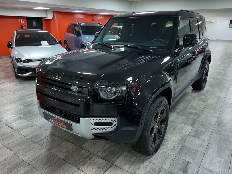 Foto del LAND ROVER Defender 130 3.0D l6 MHEV SE AWD Aut. 250