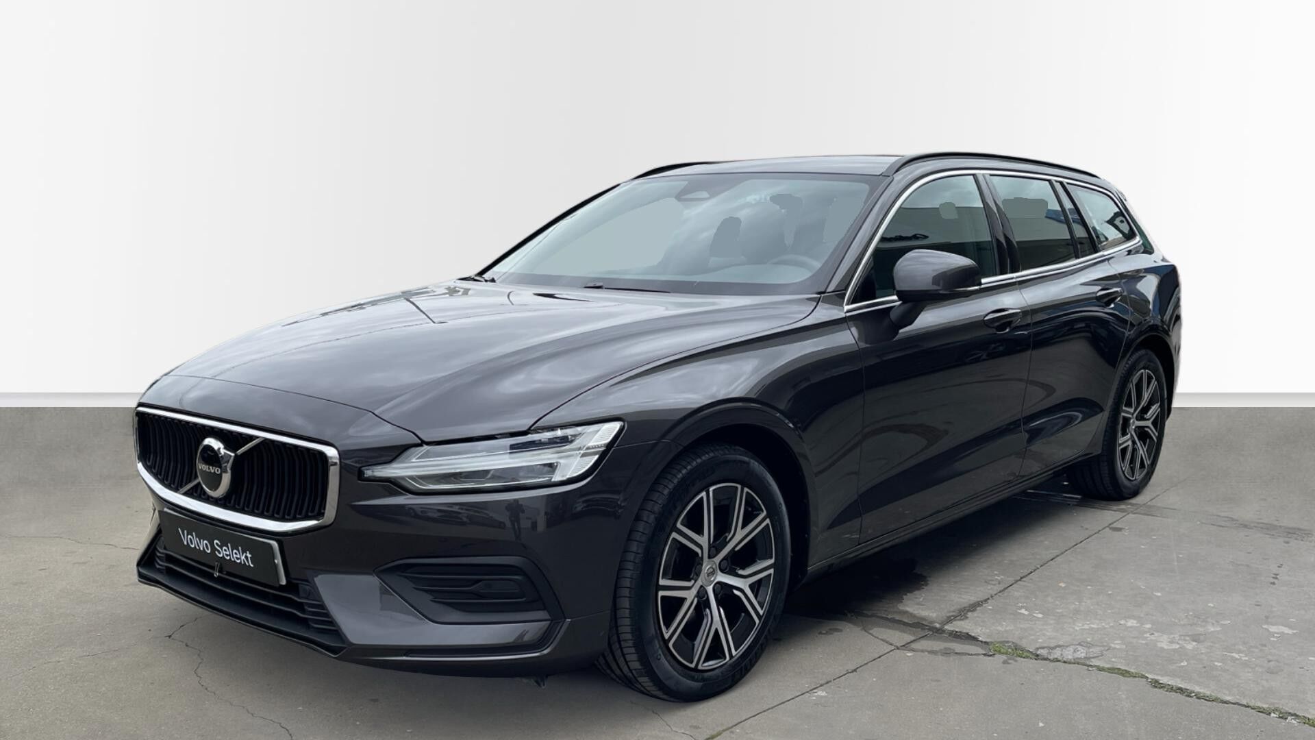 VOLVO V60 (V60 CORE B4 MILD HYBRID GASOLINA) en Sevilla