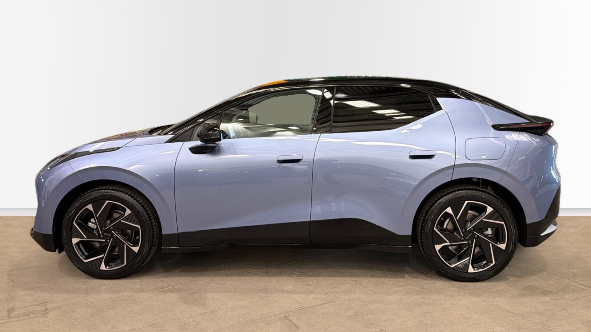 Foto del LYNK & CO 02 Eléctrico More