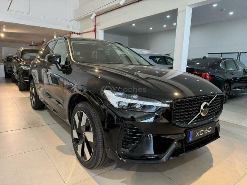 Foto del VOLVO XC60 B4 Plus Dark FWD Aut.