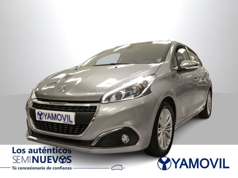 Foto del PEUGEOT 208 1.2 PureTech S&S Signature 82