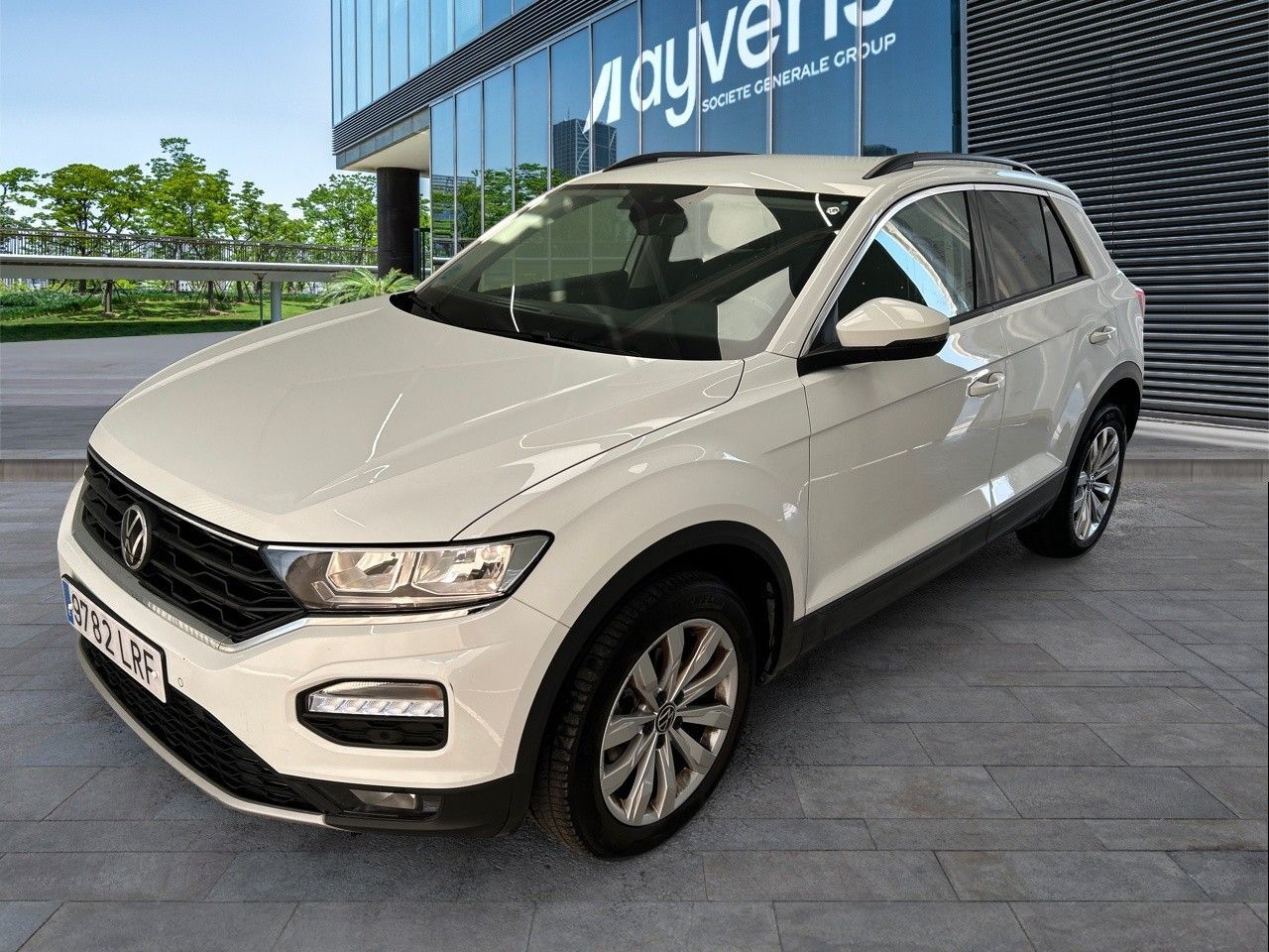 VOLKSWAGEN T-Roc (Advance 1.0 TSI 81 kW (110 CV)) en Madrid