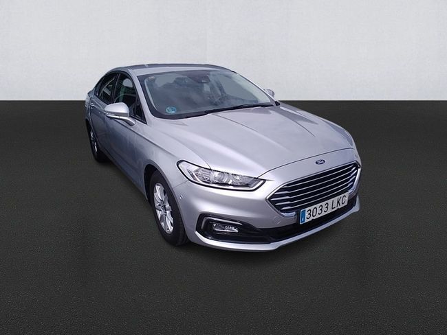 Foto del FORD Mondeo Sedán 2.0 HEV Titanium