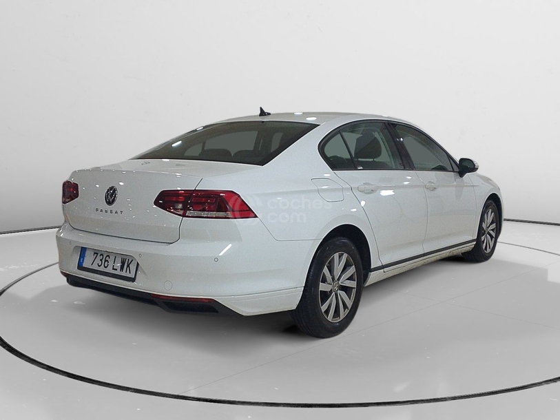 Foto del VOLKSWAGEN Passat 2.0TDI EVO Executive DSG7 110kW