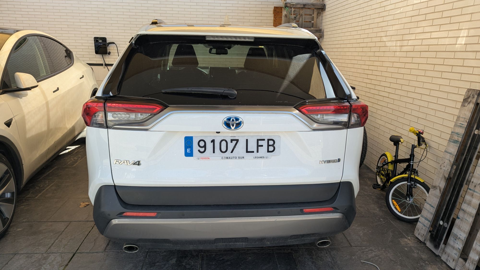 Foto del TOYOTA RAV-4 2.5 hybrid 4WD Advance