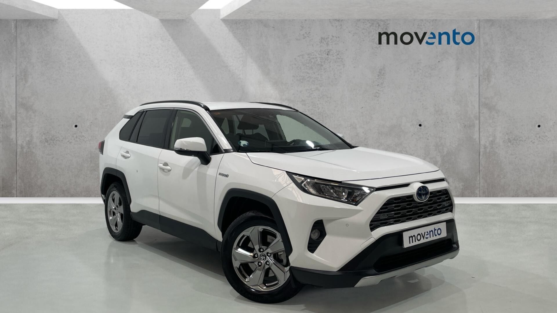 TOYOTA RAV-4 (2.5l hybrid Advance 4WD 163 kW (222 CV)) en Barcelona