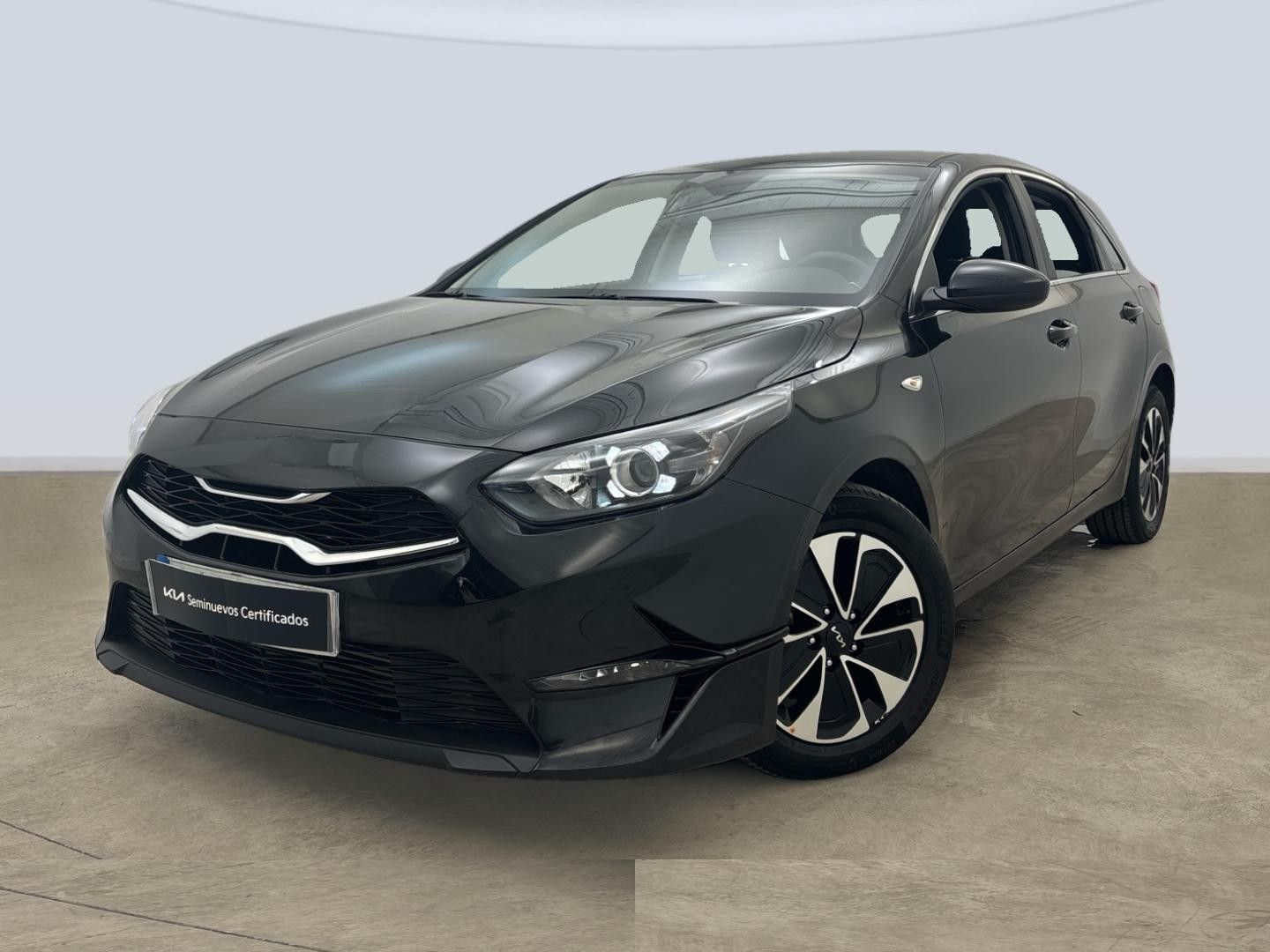 KIA Ceed (1.0 MHEV Drive DCT 74 kW (100 CV)) en Tarragona