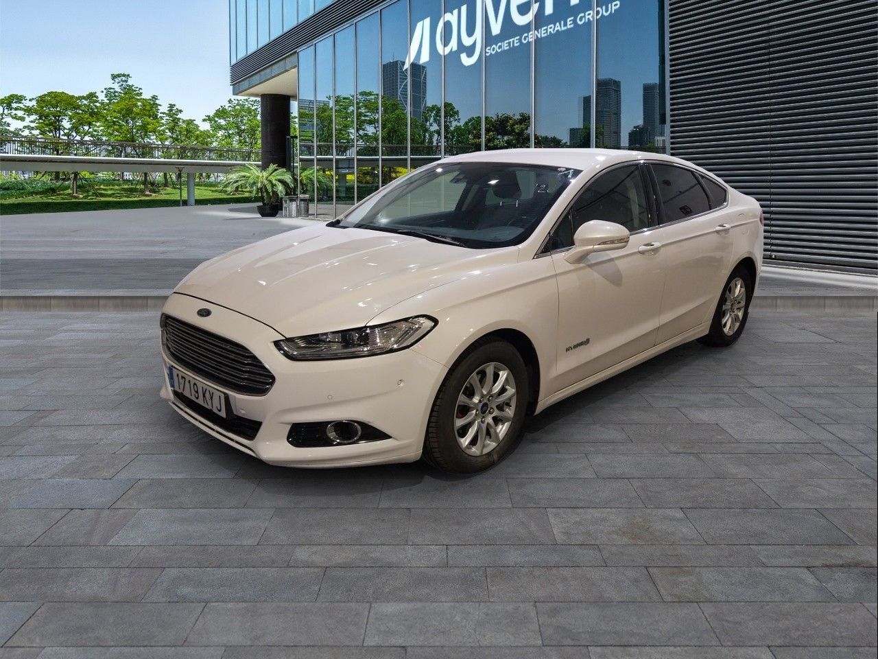 FORD Mondeo (2.0 Híbrido HEV Sedan Titanium 137 kW (187 CV)) en Madrid