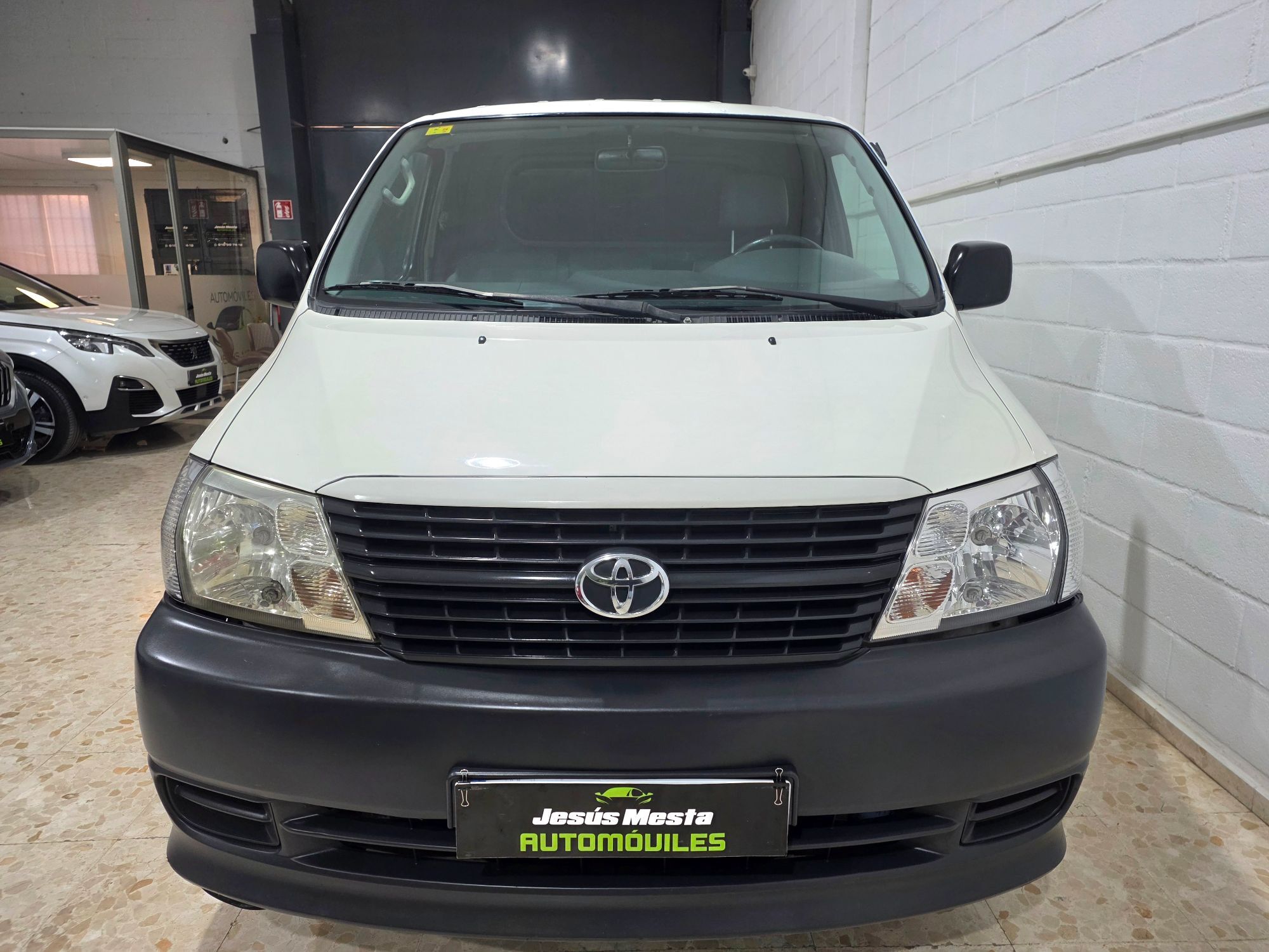 Foto del TOYOTA Hiace Fg. 2.5D-4D LWB 117