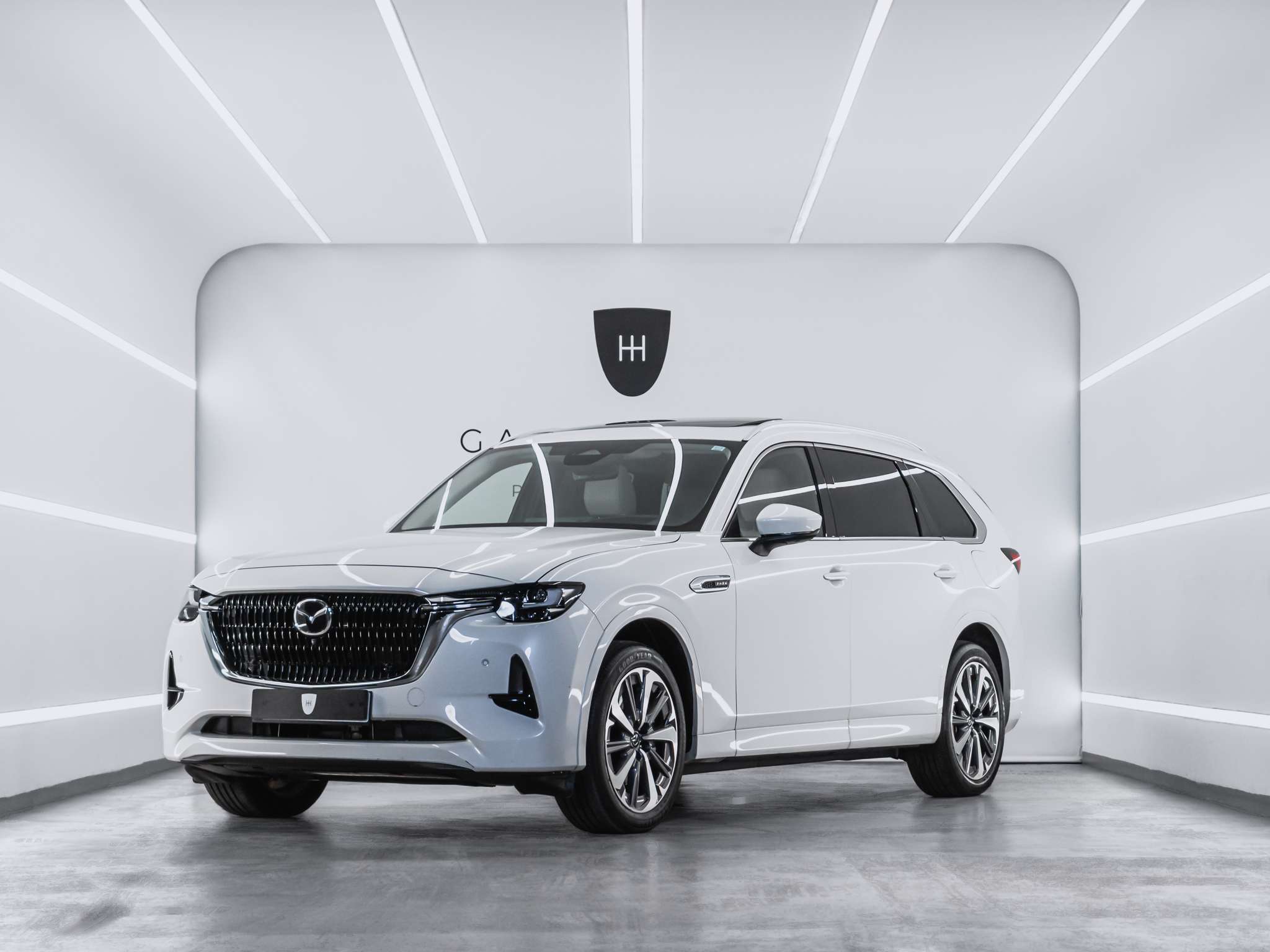 MAZDA CX-80 (CX-80 2.5 e-SKYACTIV-PHEV 8AT AWD Takumi Plus) en Barcelona