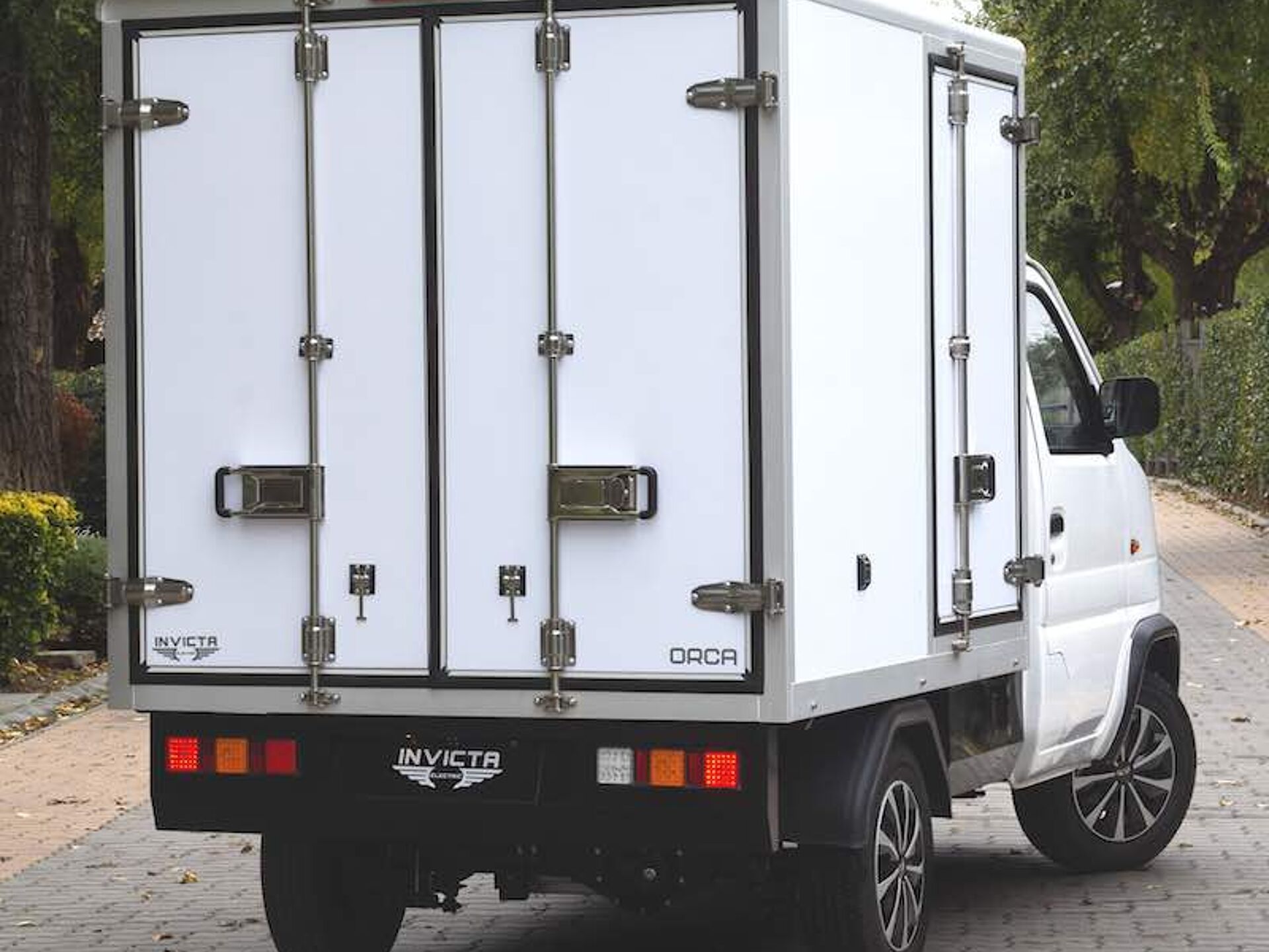 Imagen 3 de INVICTA Orca I