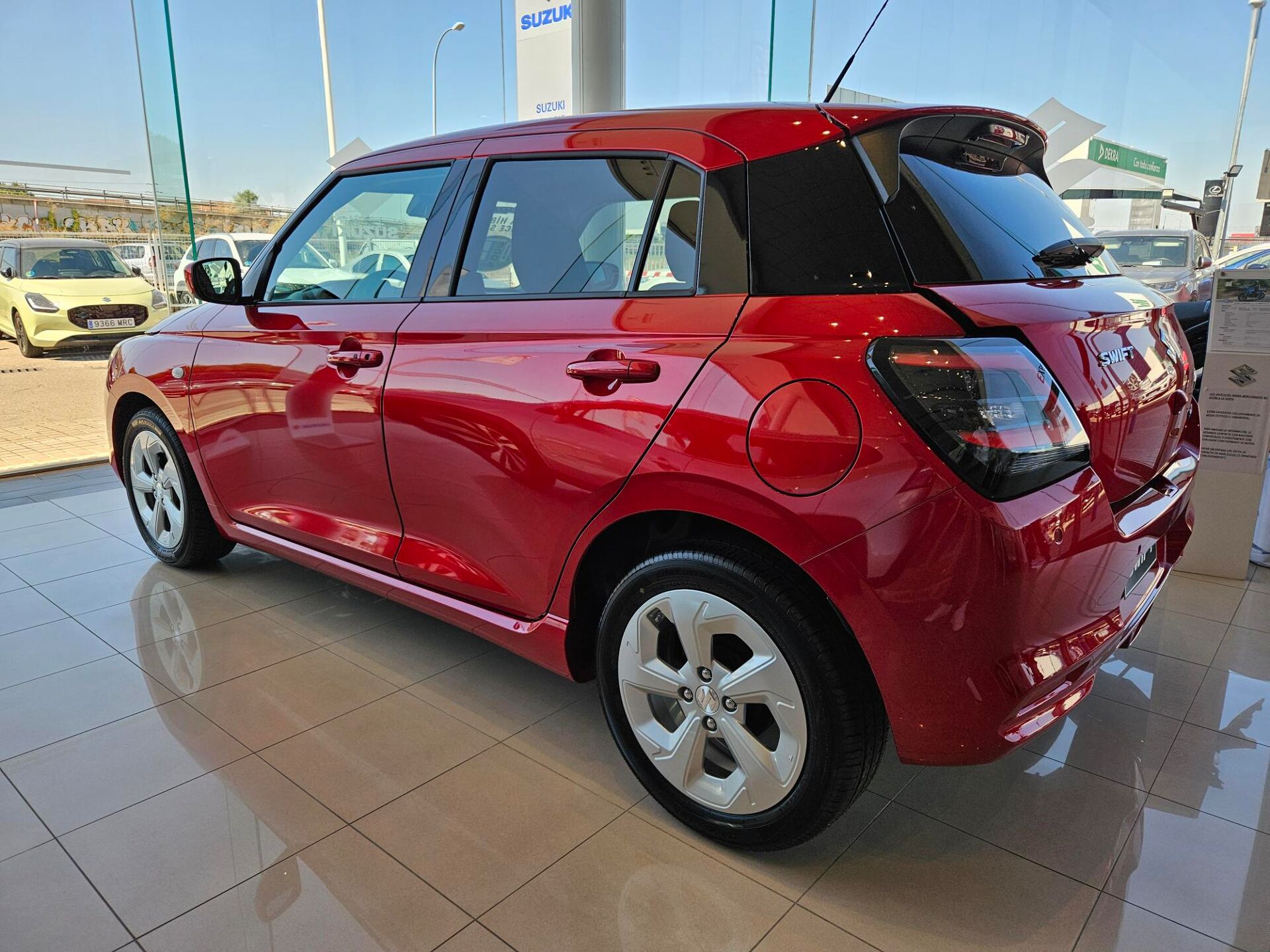 Imagen 3 de SUZUKI Swift
