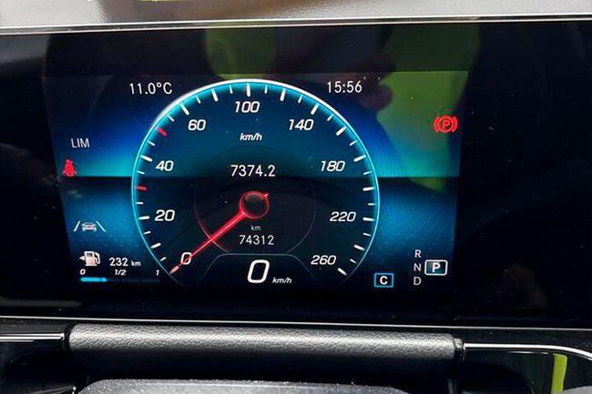 Foto del MERCEDES Clase B B 180d 8G-DCT