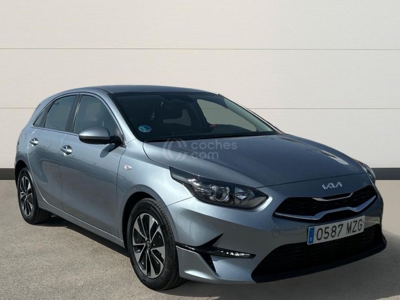 Foto del KIA Ceed 1.0 MHEV Drive DCT 100