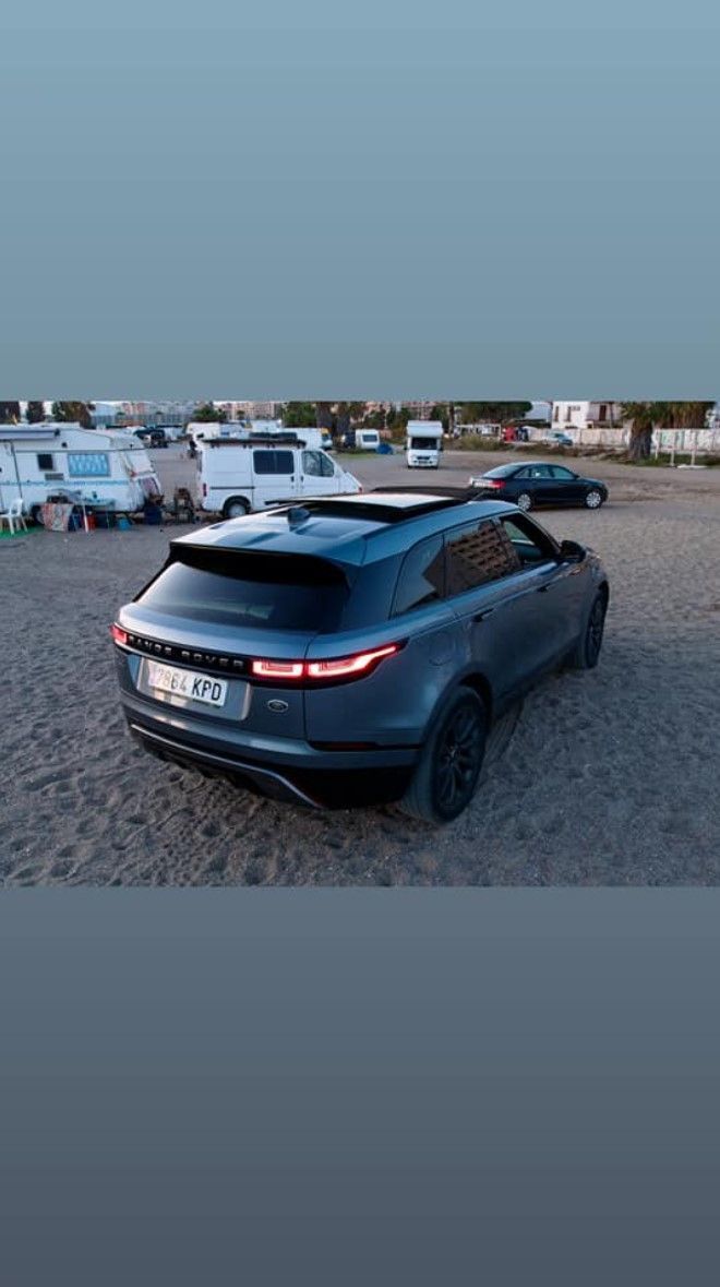 Foto del LAND ROVER Range Rover Velar 2.0D R-Dynamic SE 4WD Aut. 180
