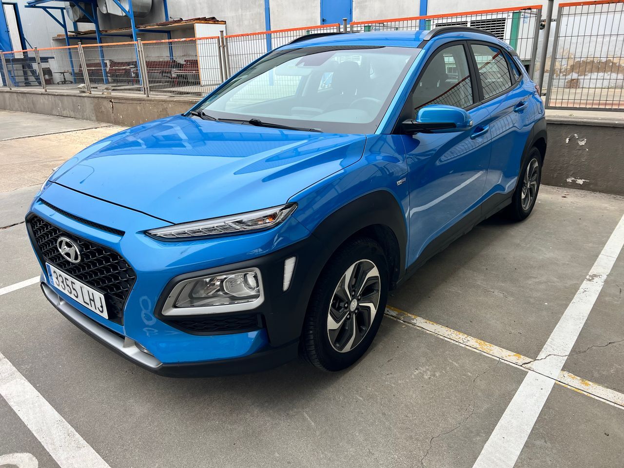 HYUNDAI Kona (1.6 GDI HEV Tecno Red DCT) en Madrid